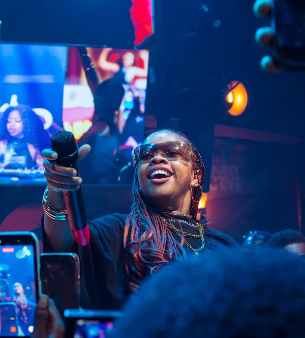 Boohle She worked through crowd favourites including Pillow Talk, Ngibambe Duze, Shela and Woza, turning the venue into one giant singalong